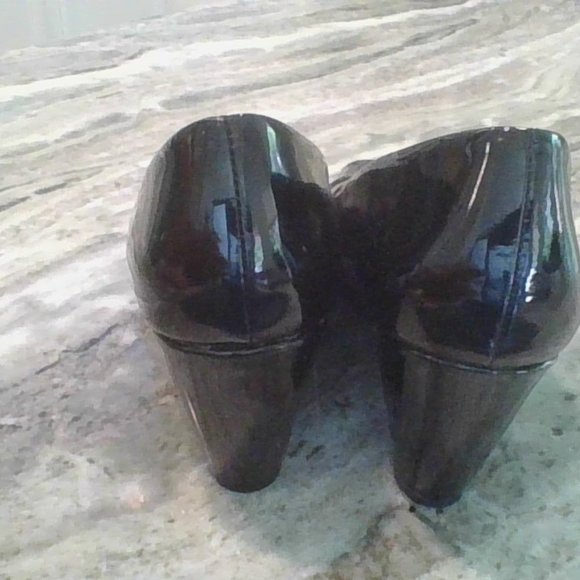 Peep Toe Wedge CZ by Laundry NEVER WORN - Picture 4 of 6